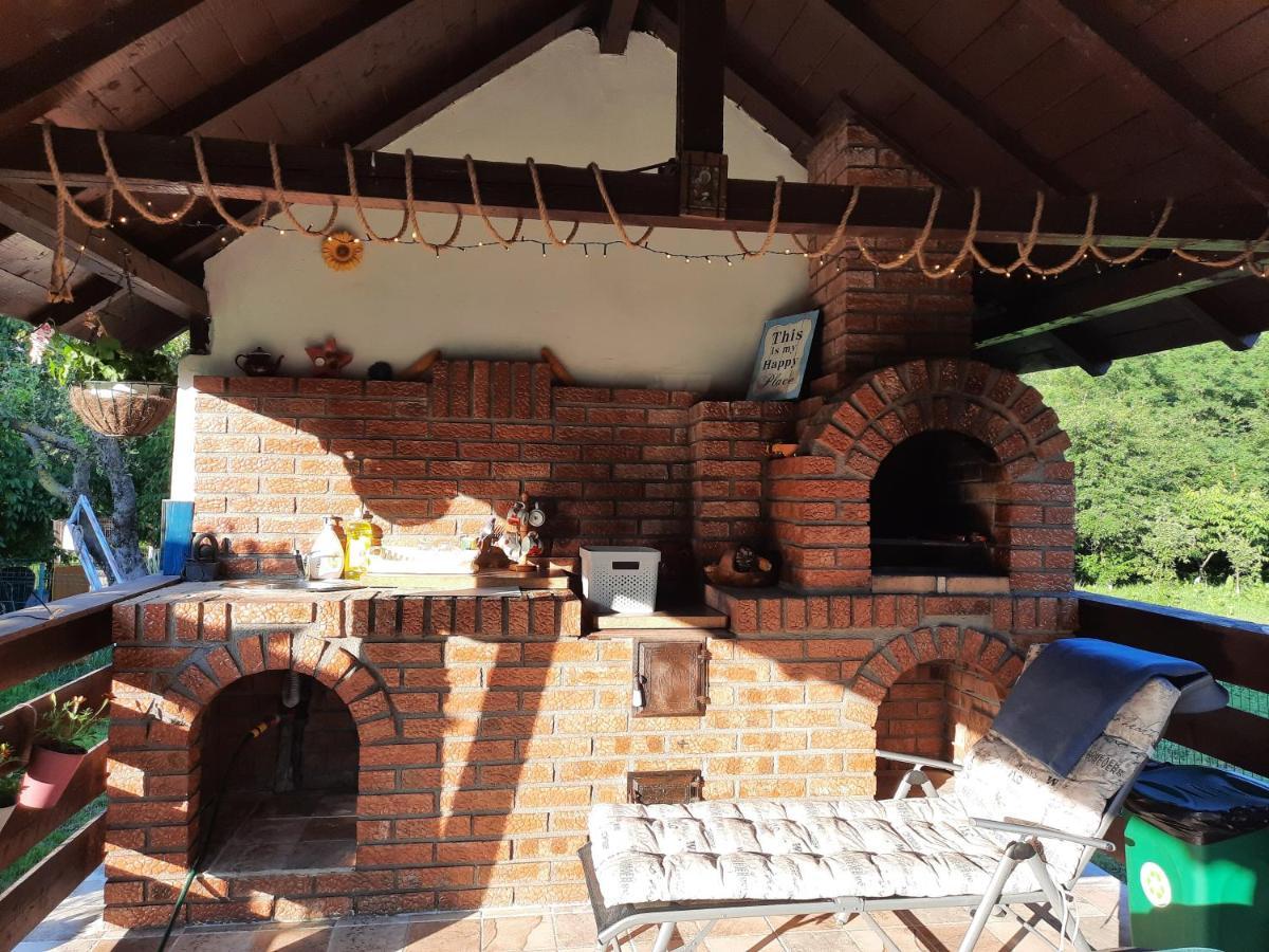 Villa Casa Bunicilor Ciprian Porumbescu Esterno foto